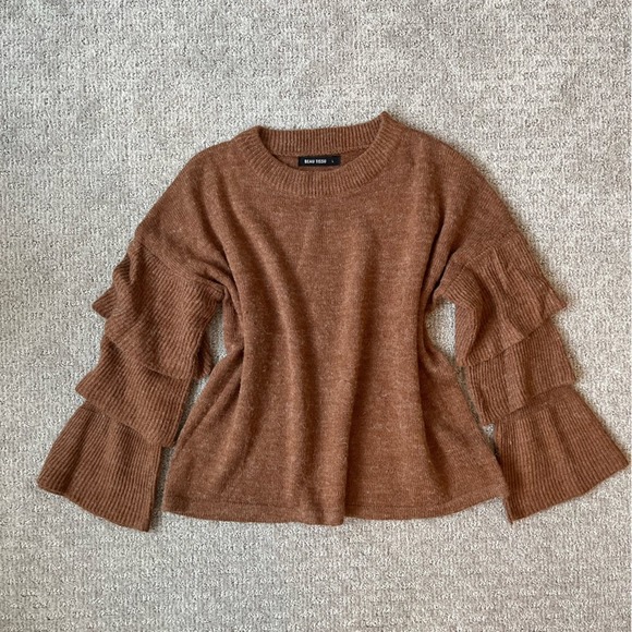 Tiered Ruffle Sleeve Sweater - Picture 4 of 6